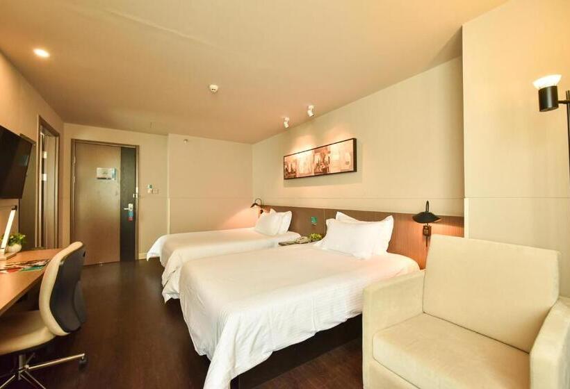 ホテル Jinjiang Inn Haikou Binhai Avenue Qilou Old Street