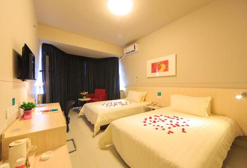 ホテル Jinjiang Inn Longyan Zhongshan Road Pedestrian Street