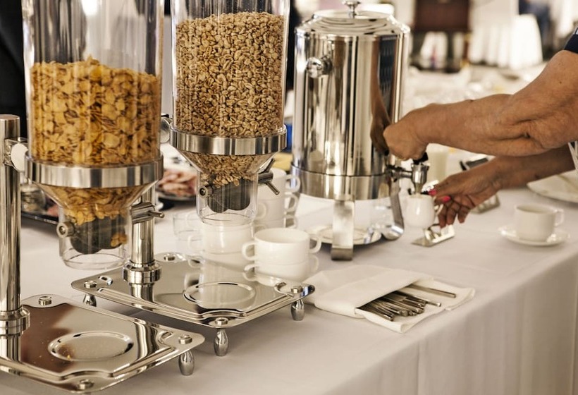 هتل Khuvsgul Lake