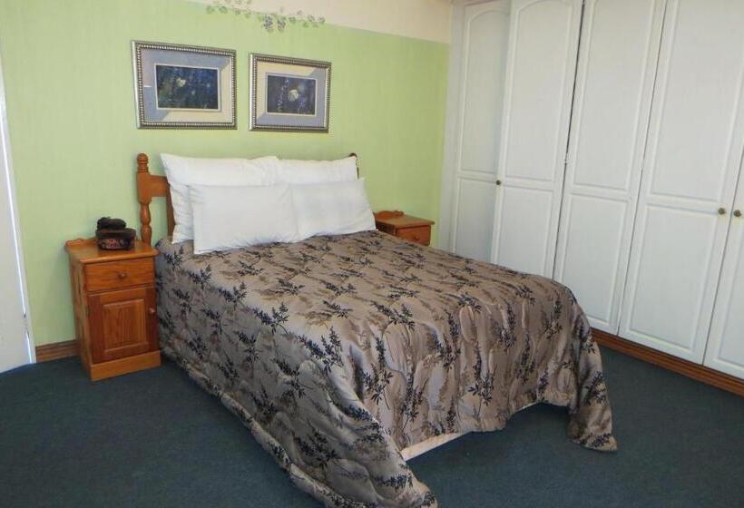 ホテル Lajava Guest Lodge