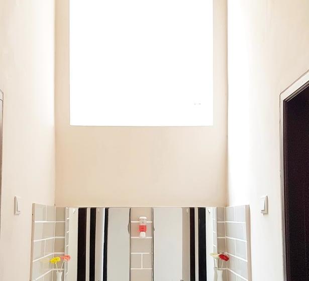 בית מלון כפרי Lavender Guest House