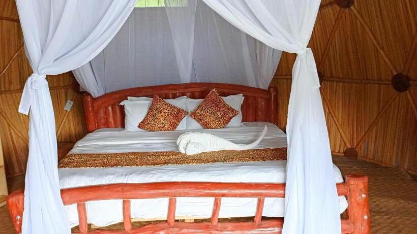 هتل Paradise Eco Hub