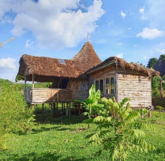 هتل Paradise Eco Hub