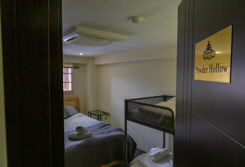 ホテル Powder Temple