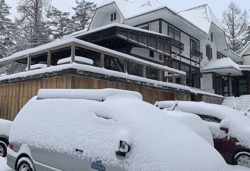 ホテル Powder Temple