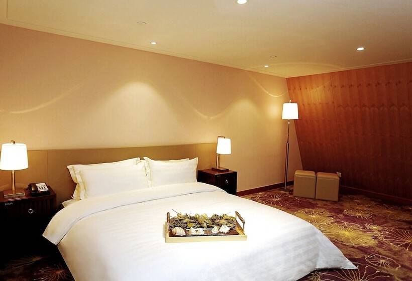 酒店 Qingdao Impression