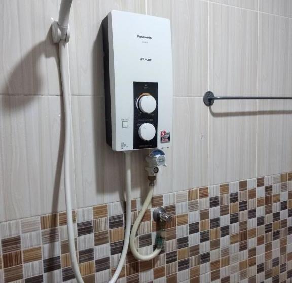 בית מלון כפרי Sn Legacy