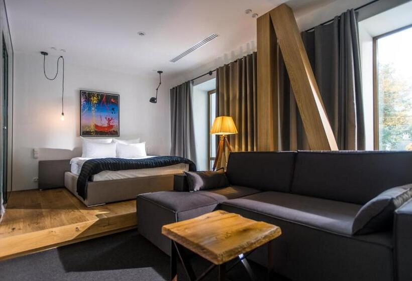 هتل Wall Street Maestro