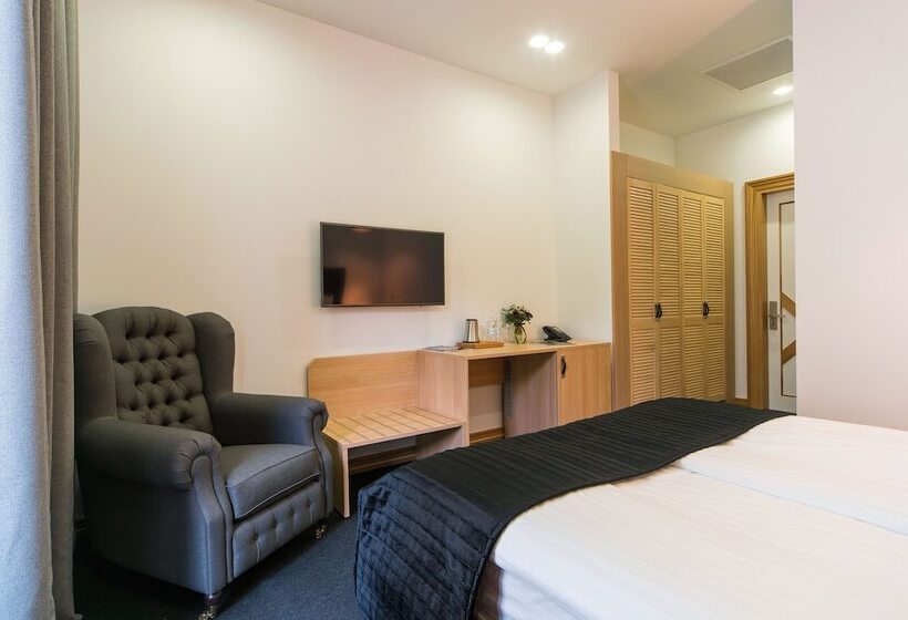 هتل Wall Street Maestro