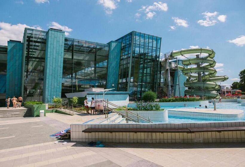 Portobello Wellness & Yacht Hotel Esztergom