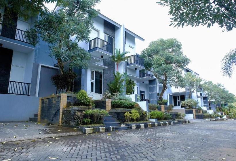 渡假胜地  Capital O 887 Green Hill Hotel And Convention Center