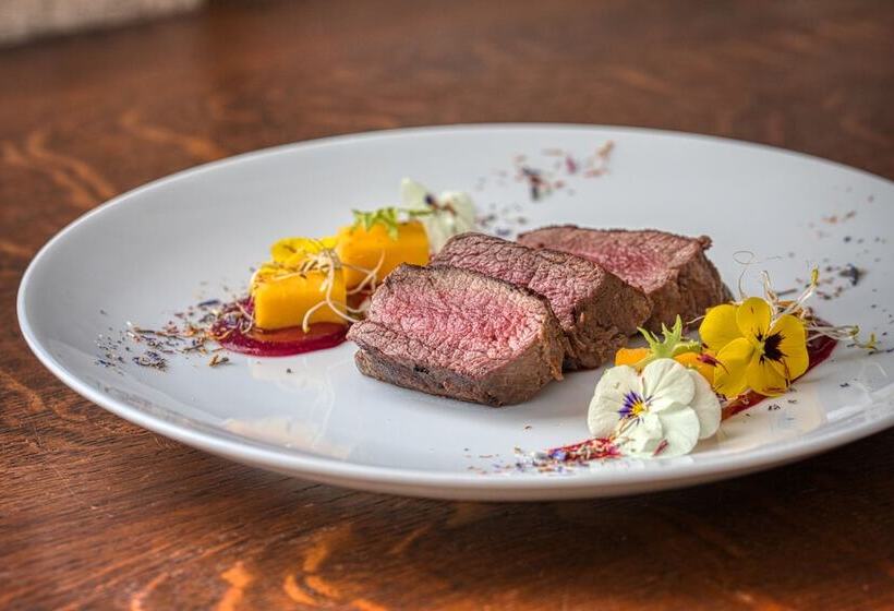 리조트 Wellness & Spa Hotel Villa Regenhart