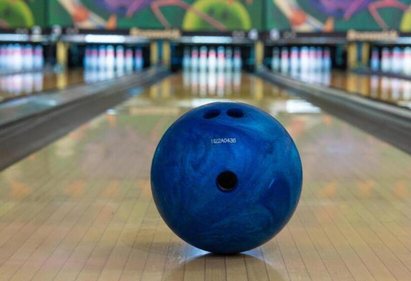 Airport Hotel And Resort