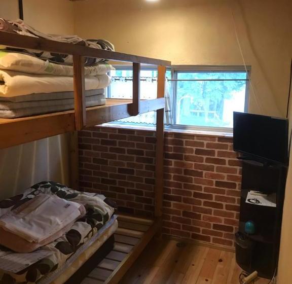 הוסטל Kumamoto Guesthouse Minami Aso Little Asia