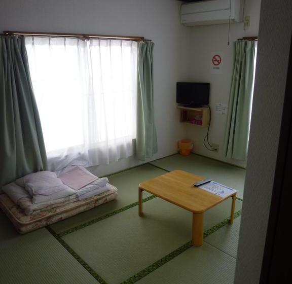 호스텔 Minshuku Kaisei 1