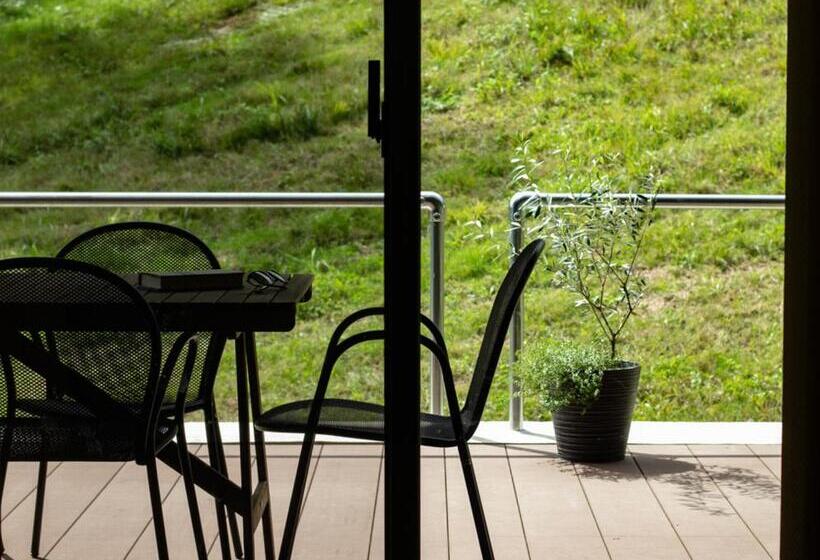 ユースホステル Starry