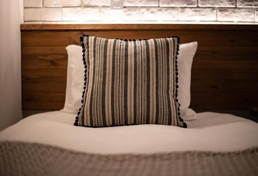 ユースホステル Starry