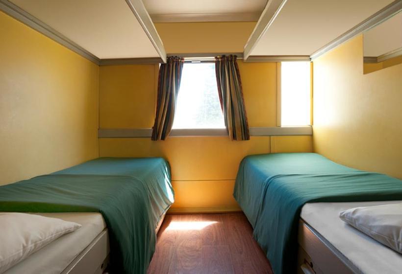 הוסטל Train Lodge