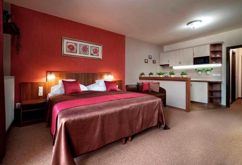 צימר Ambrózia étterem és Panzió