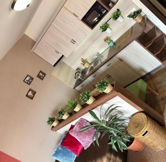 צימר Ambrózia étterem és Panzió