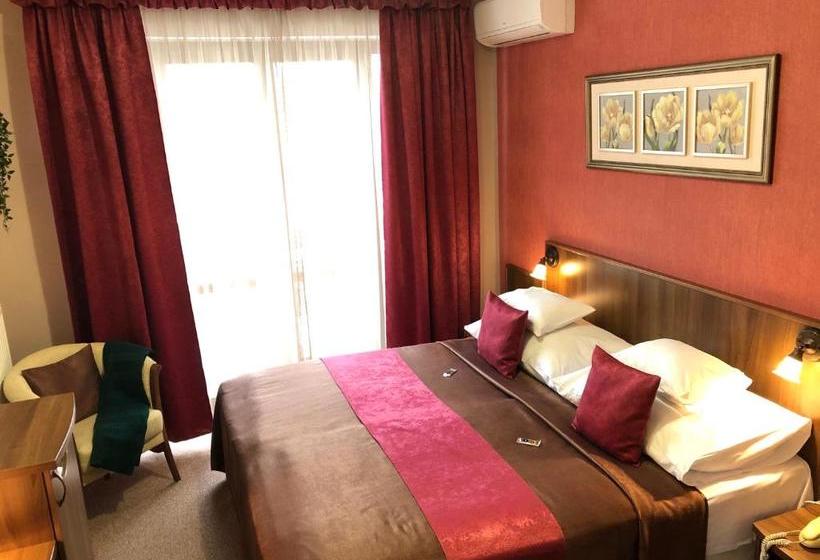 צימר Ambrózia étterem és Panzió