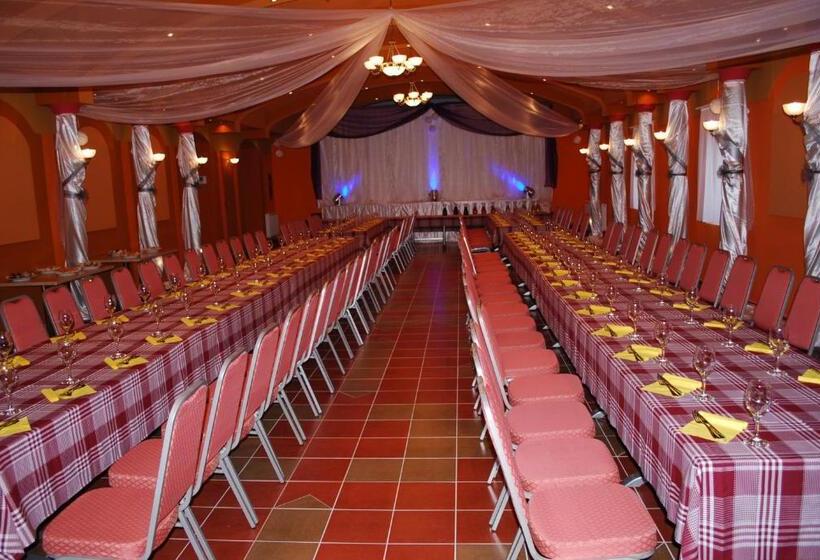 민박 Aranytál Panzió