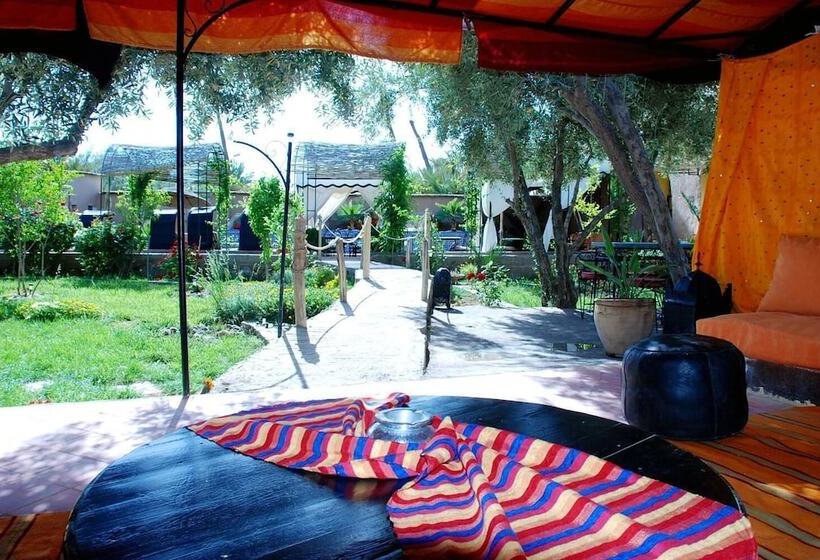 تختخواب و صبحانه Chez Laila