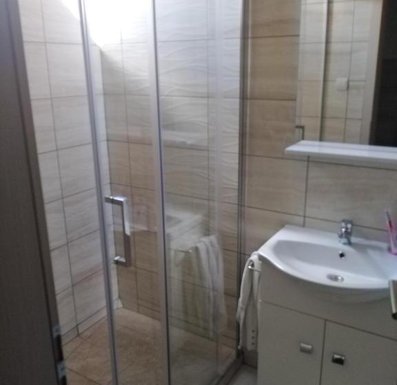 住宿加早餐 Coraline Vendégház