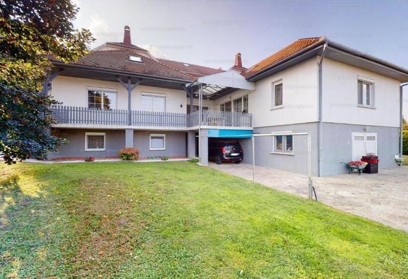 住宿加早餐 Coraline Vendégház