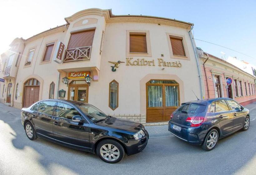 مبيت وإفطار Kolibri Panzió