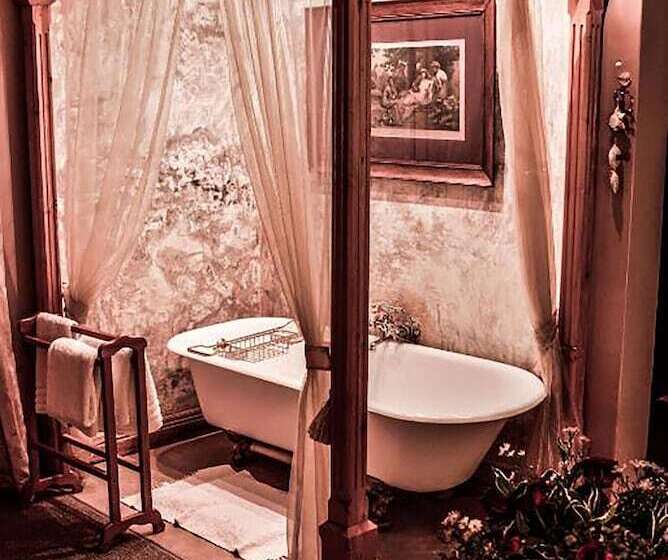 צימר The Farside Country Manor