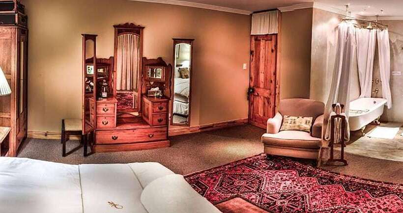 צימר The Farside Country Manor