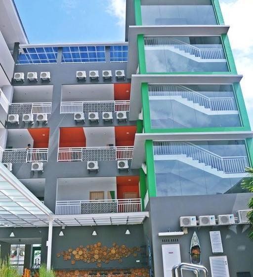 ホテル Emerald Pangandaran