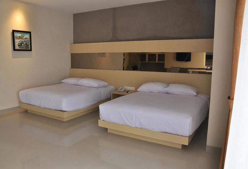 هتل Emerald  Pangandaran