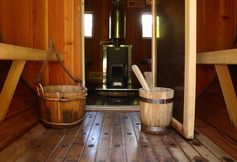 هتل Chalet Crepdechine