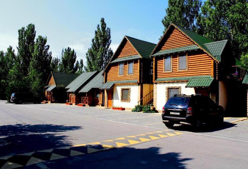 هتل Gostiniy Dvor Non Stop