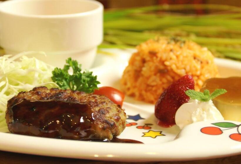 فندق Hakuba Tsugaike Sunrise Tanne