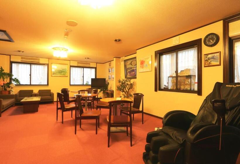 فندق Hakuba Tsugaike Sunrise Tanne