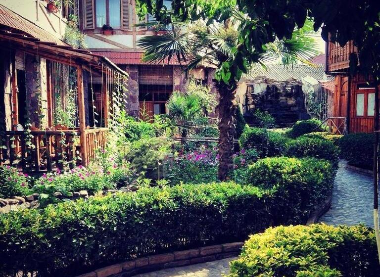 هتل Khan Lankaran