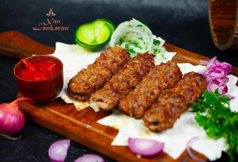 هتل Khan Lankaran