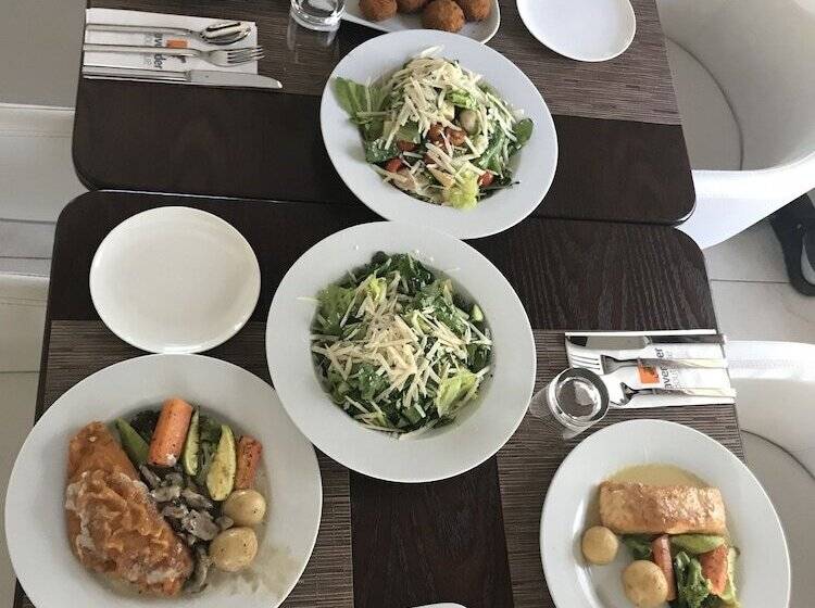 هتل Lavender Boutique