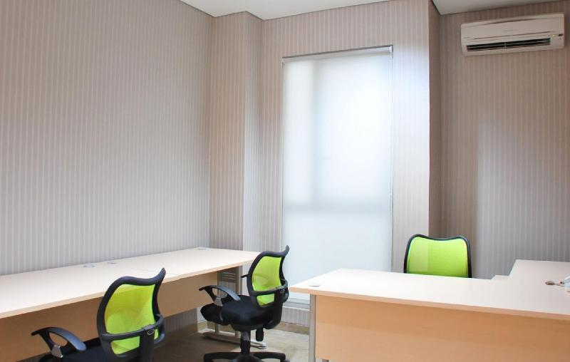 בית מלון כפרי Legreen Suite Kuningan