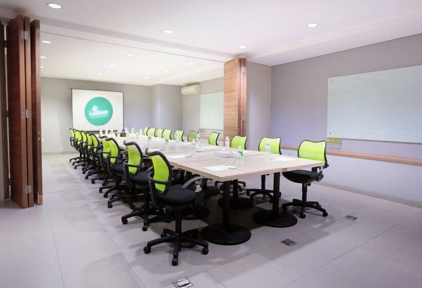 فندق Legreen Suite Kuningan