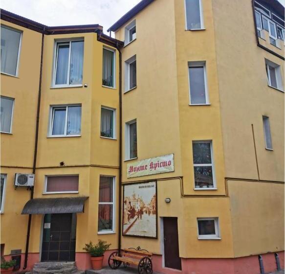 فندق Monte Kristo