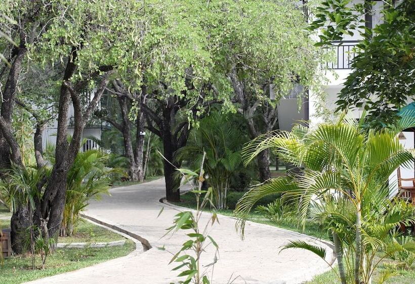 Отель Oak Ray Elephant Lake