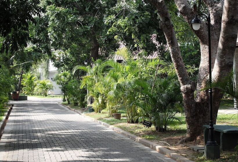 Отель Oak Ray Elephant Lake