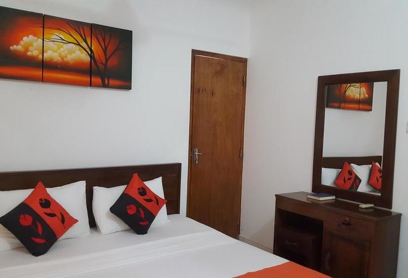 בית מלון כפרי Pigeon Island Beach