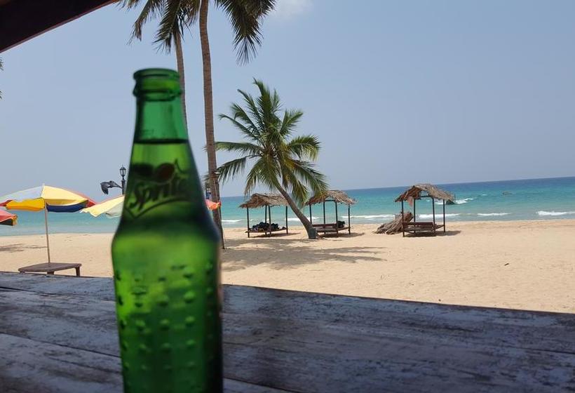 בית מלון כפרי Pigeon Island Beach