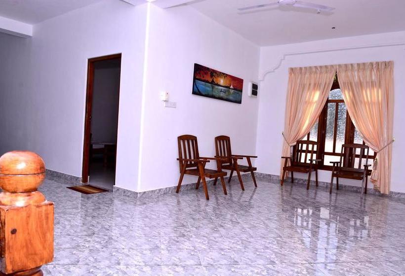 בית מלון כפרי Pigeon Island Beach