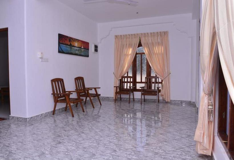 בית מלון כפרי Pigeon Island Beach